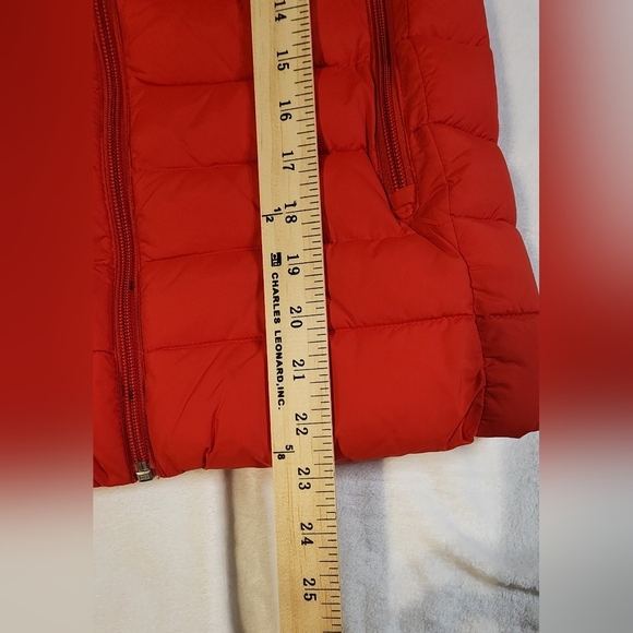 Joe Fresh Women's Red Puffer Vest, Size XS, NWT - Picture 5 of 5